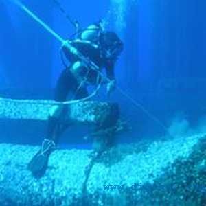 船底海生物清洗機-船底海生物清洗設備-高壓水射流海生物清洗機